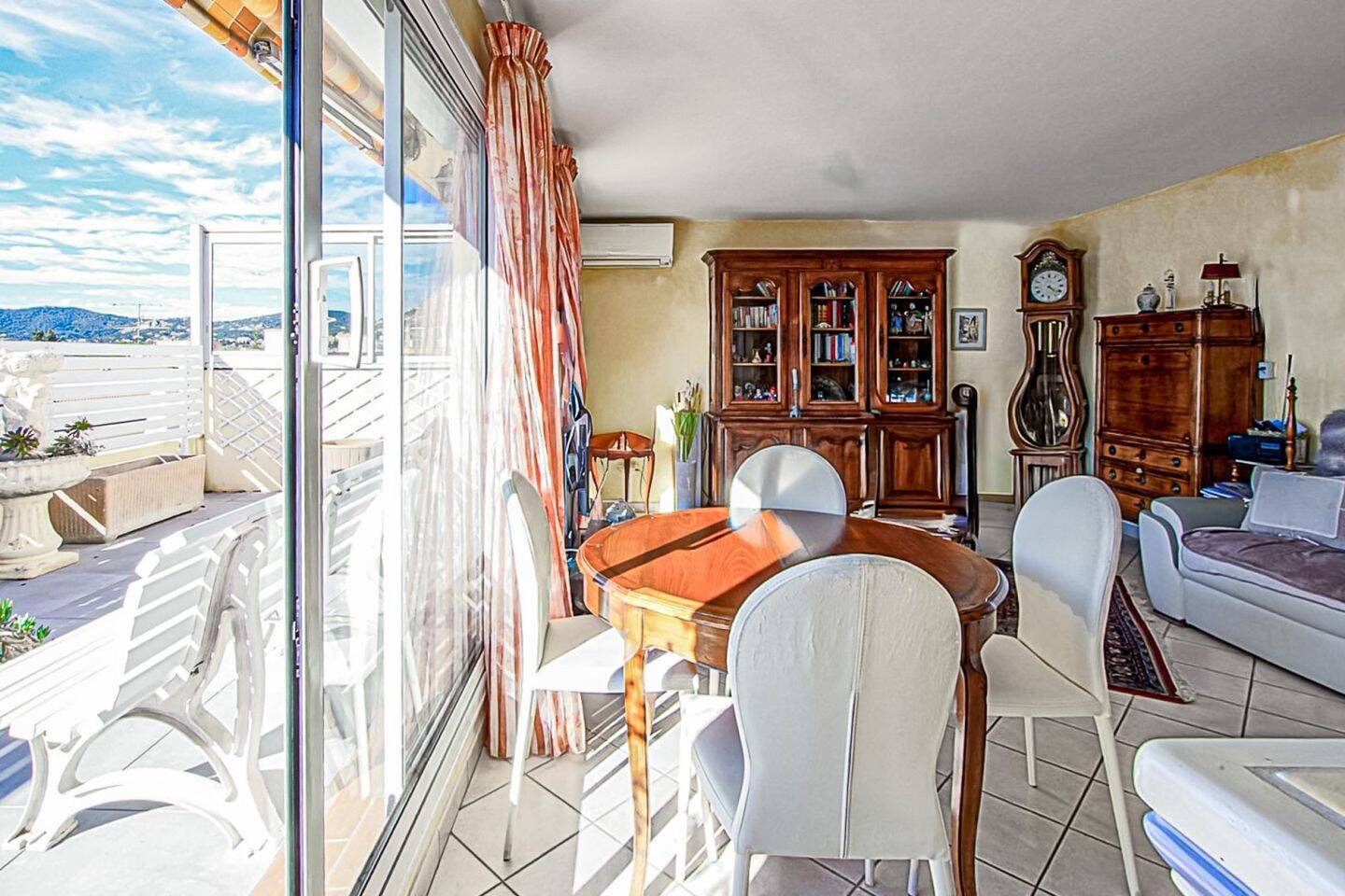 Maison à louer, 72m², HYERES