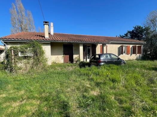 Maison à vendre 234 300 € 5 pièces 4 chambres 100 m² 2 780 m² de terrain Romegoux 17250