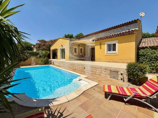Villa à vendre 799 000 € 4 pièces 4 chambres 192 m² 739 m² de terrain Paradou 13520