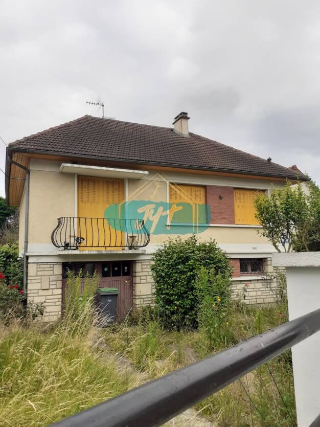 Maison à vendre 300 000 € 4 pièces 2 chambres 70 m² 700 m² de terrain Ezanville 95460