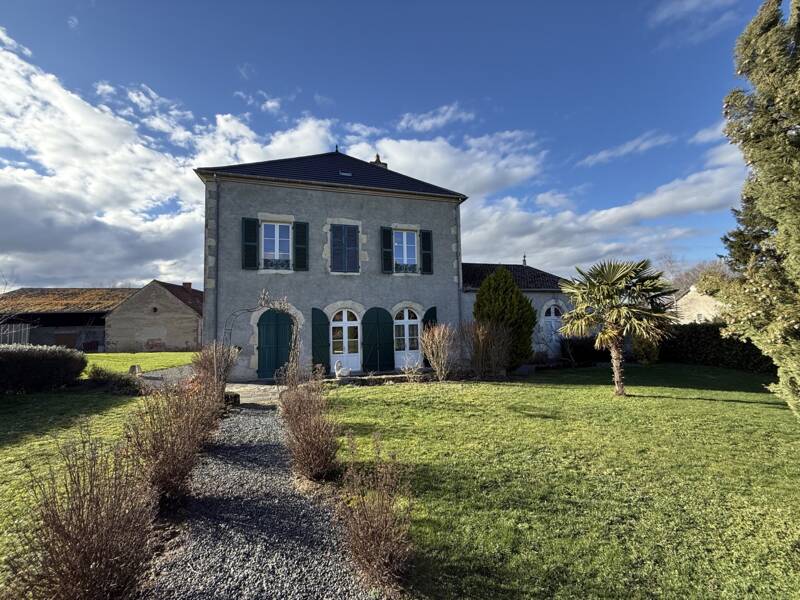 Maison à vendre, 197m², SAINT ETIENNE DE VICQ