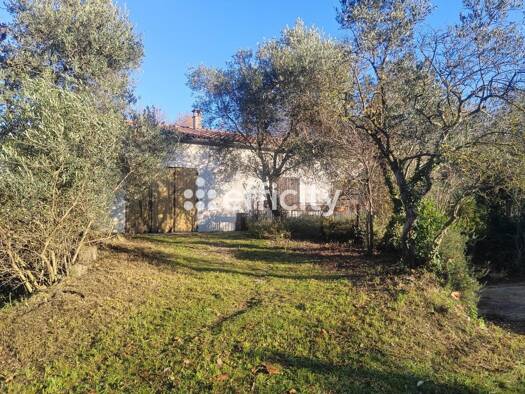 Maison à vendre 535 600 € 4 pièces 3 chambres 115 m² 1 617 m² de terrain Ceinture-Centre Ville Saint-Rémy-de-Provence 13210