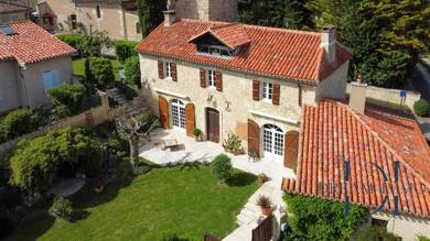 Maison à vendre 359 000 € 6 pièces 4 chambres 175 m² 2 270 m² de terrain Vic-Fezensac 32190