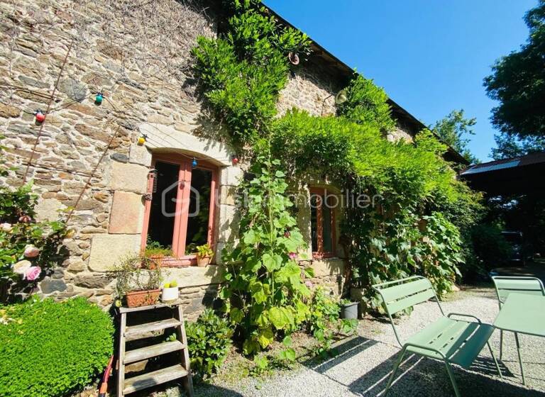 Maison à vendre 450 600 € 6 pièces 3<br/>chambres 108 m²<br/>superficie 9 116 m²<br/>terrain Beaussais-sur-Mer 22650