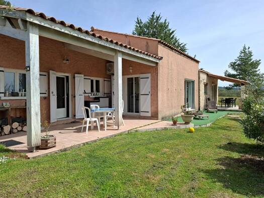 Maison de plain-pied à vendre 350 000 € 6 pièces 4 chambres 118 m² 2 400 m² de terrain Cruis 04230