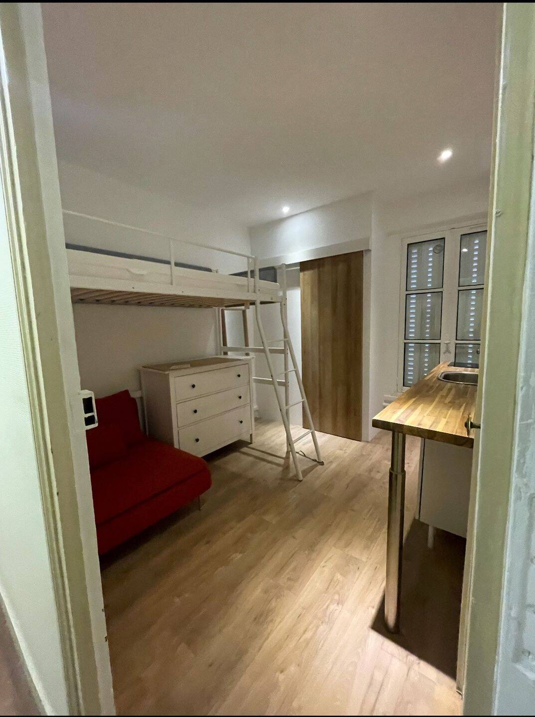 Maison à louer, 10m², ASNIERES SUR SEINE