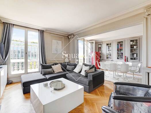 Appartement à vendre 1 380 000 € 5 pièces 3 chambres 106 m² Étage 6/8 Paris 16ème arrondissement 75016