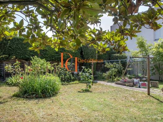 Villa à vendre 479 000 € 7 pièces 6 chambres 144 m² 404 m² de terrain Les Buers Villeurbanne 69100