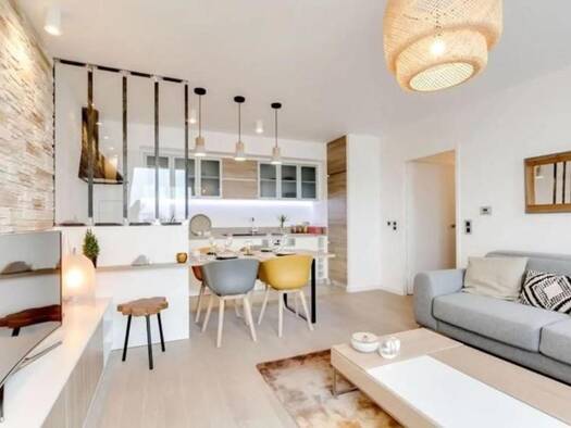 Appartement à vendre - neuf 322 000 € 2 pièces 1 chambre 44 m² RDC Est Ambilly 74100