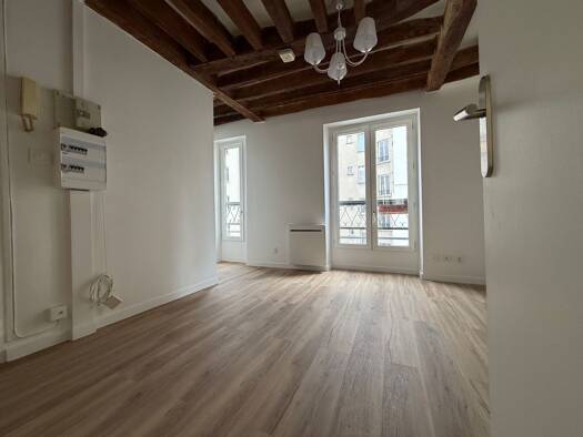 Appartement à vendre 215 000 € 1 pièce 16 m² Étage 3/5 République-Saint Ambroise Paris 11ème arrondissement 75011