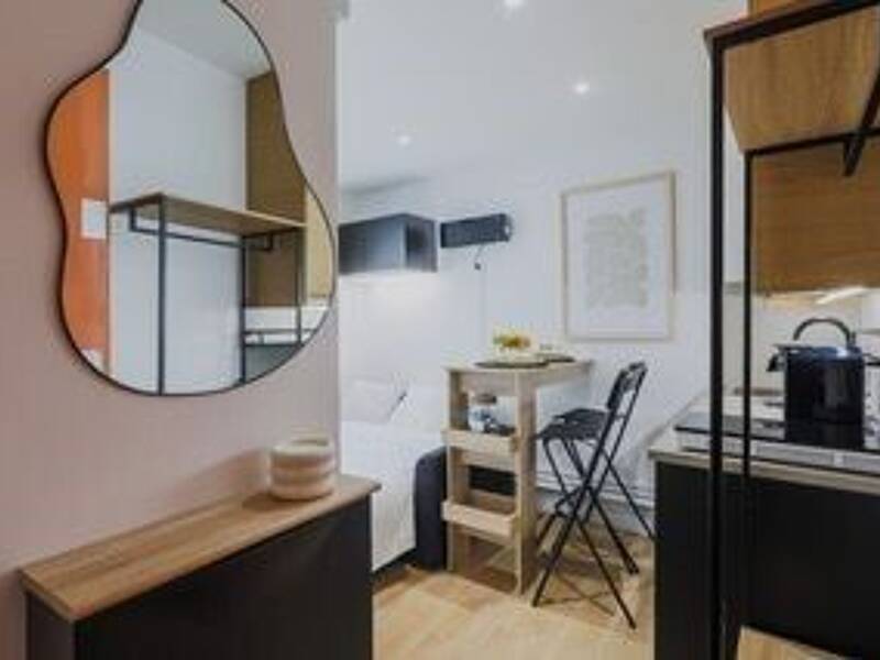 Maison à louer, 11m², PARIS 16E