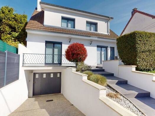 Maison à vendre 510 000 € 6 pièces 2 chambres 139 m² 281 m² de terrain Taverny 95150