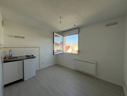 Appartement à louer 405 € 1 pièce 18,7 m² Étage 2/3 dès le 06/04/2026 Champmaillot Dijon 21000