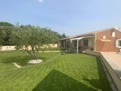 Maison de plain-pied à vendre 728 000 € 5 pièces 3 chambres 167 m² 1 000 m² de terrain Uzes 30700
