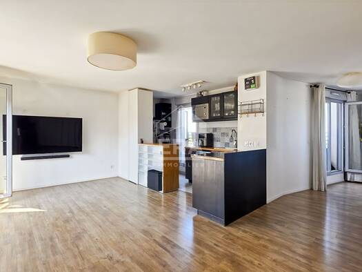 Appartement à vendre 339 000 € 3 pièces 2 chambres 68,46 m² Étage 5/6 Boissière Noisy-le-Sec 93130