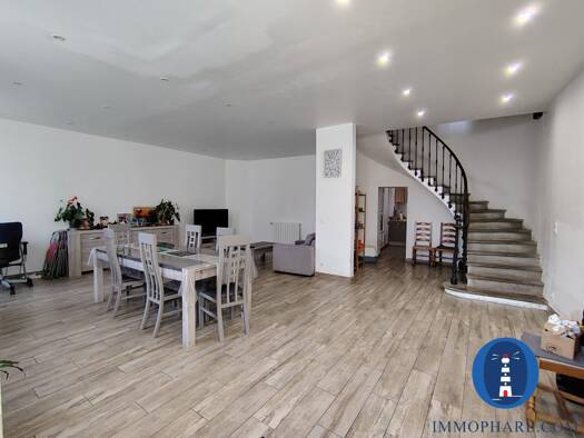 Maison à vendre 352 000 € 5 pièces 4 chambres 185 m² 415 m² de terrain Sud Sigean 11130