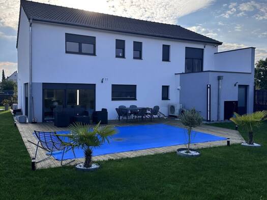 Maison à vendre 430 000 € 6 pièces 4 chambres 157 m² 517 m² de terrain Sarralbe 57430