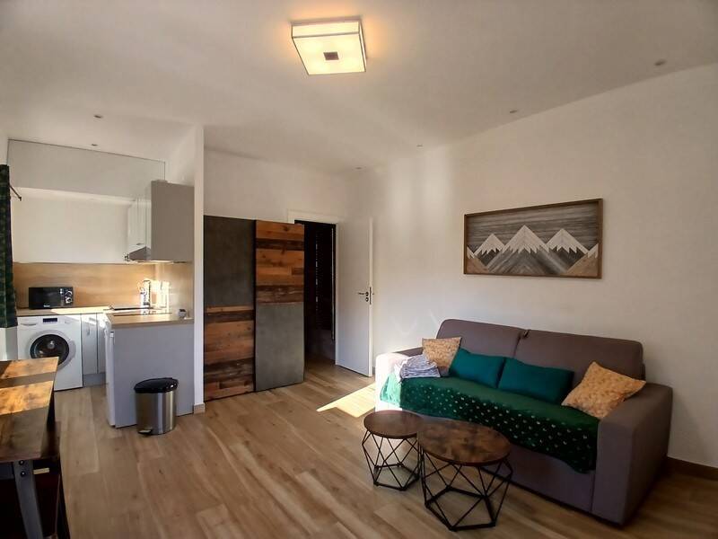 Maison à louer, 21m², LANTOSQUE