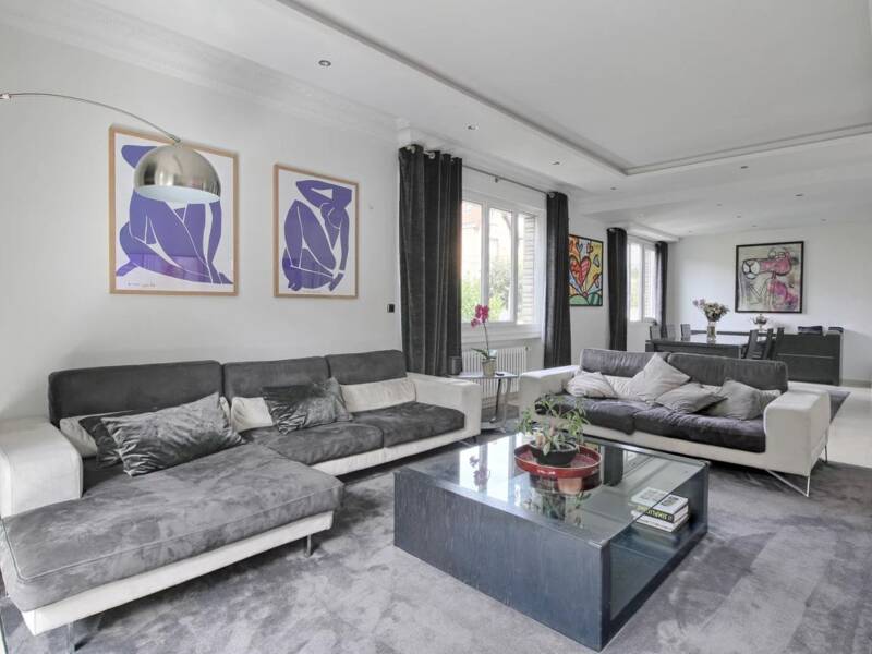 Maison à vendre, 0m², SAINT MAUR DES FOSSES