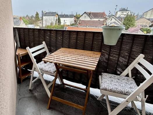 Duplex à vendre 131 000 € 2 pièces 1 chambre 47 m² Étage 2/2 Morier-Rigny-Pont Volant-Joué Centre Joué-lès-Tours 37300