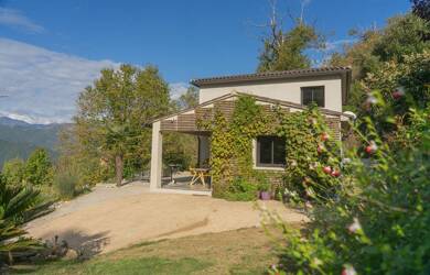 Villa à vendre 680 000 € 4 pièces 3 chambres 139 m² 3 287 m² de terrain Ucciani 20133