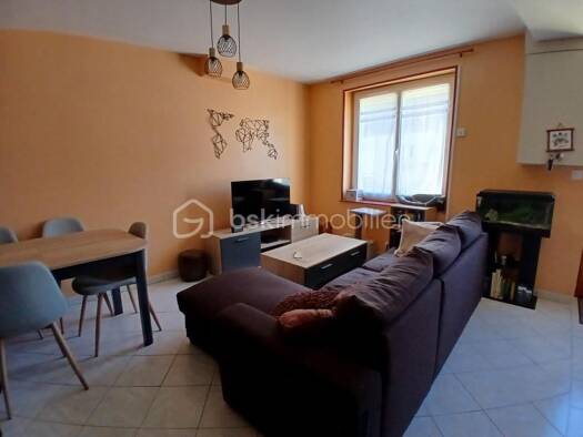 Maison à vendre 66 000 € 3 pièces 1 chambre 51 m² Viglain 45600