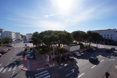 Appartement à vendre 230 000 € 3 pièces 2 chambres 84 m² Étage 2/3 Royan 17200