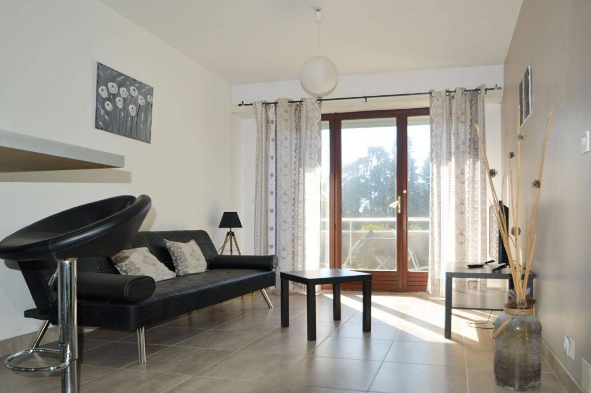 Maison à louer, 39m², PAU
