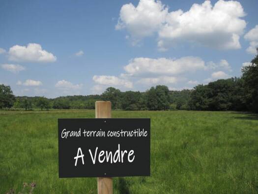 Terrain constructible à vendre 114 000 € 600 m² de terrain Chappes 63720