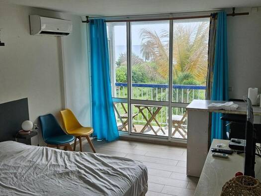 Appartement à vendre 150 000 € 1 pièce 27,6 m² Le Gosier 97190