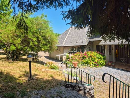 Maison à vendre 627 000 € 10 pièces 9 chambres 324,6 m² Mercury 73200