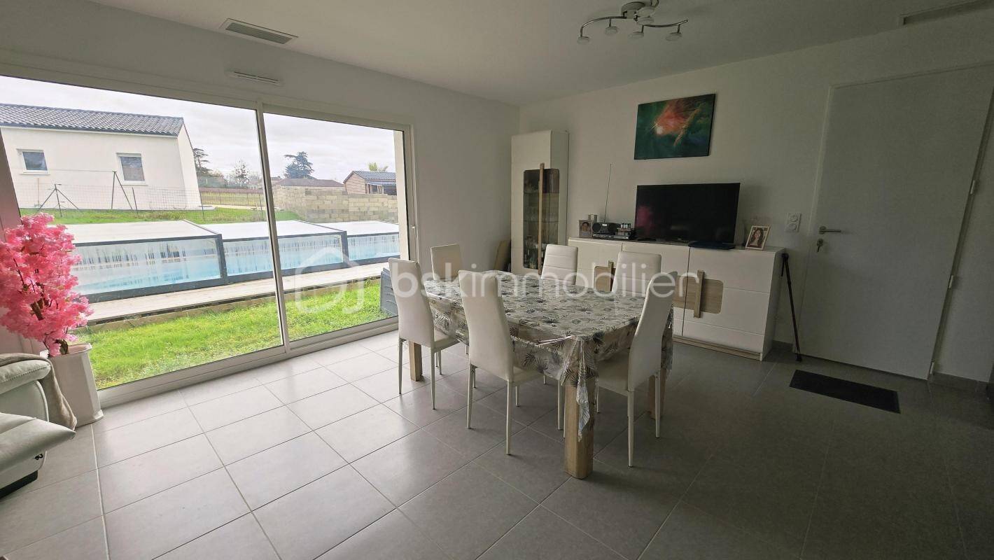 Maison à vendre, 101m², JONZAC