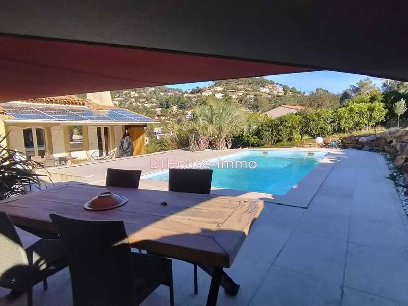 Maison à vendre, 166m², CARQUEIRANNE