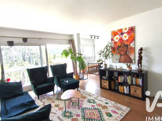 Appartement à vendre 315 000 € 4 pièces 3 chambres 78 m² Étage 4/4 Coudraies Hacquinière-Abbaye Gif-sur-Yvette 91190