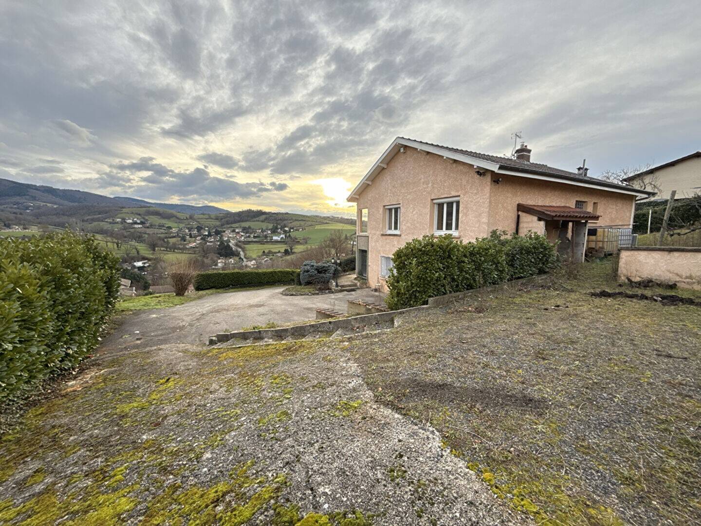 Maison à vendre, 70m², SOURCIEUX LES MINES
