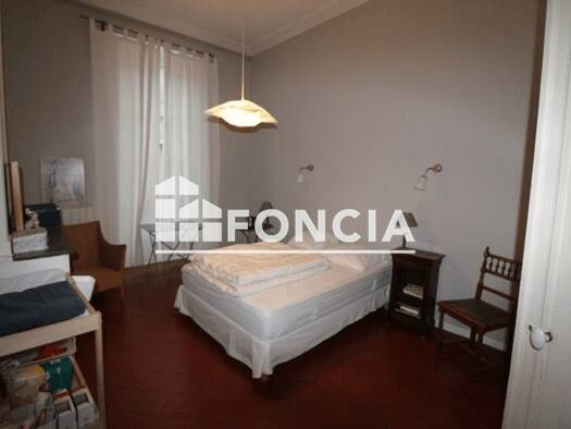 Appartement à louer 639 € 3 pièces 2 chambres 74 m² 2ème étage Gambetta Nîmes 30000