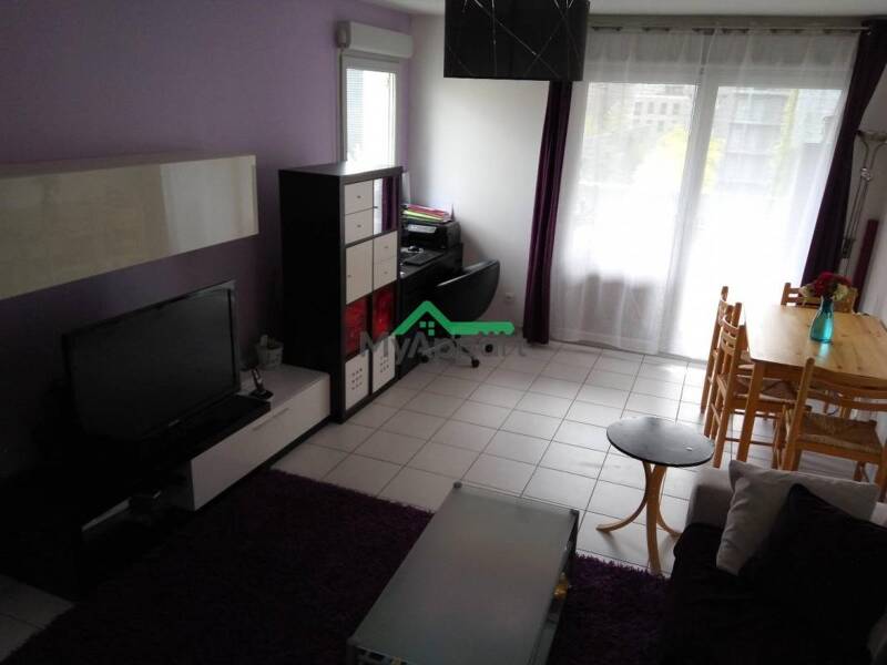 Maison à louer, 71m², LYON 2E