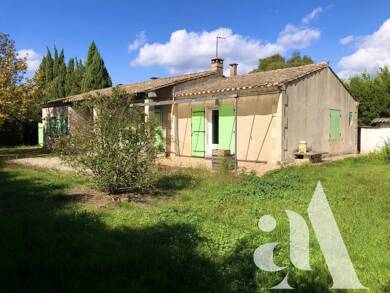 Maison de plain-pied à vendre 695 000 € 5 pièces 4 chambres 135 m² 824 m² de terrain Saint-Rémy-de-Provence 13210