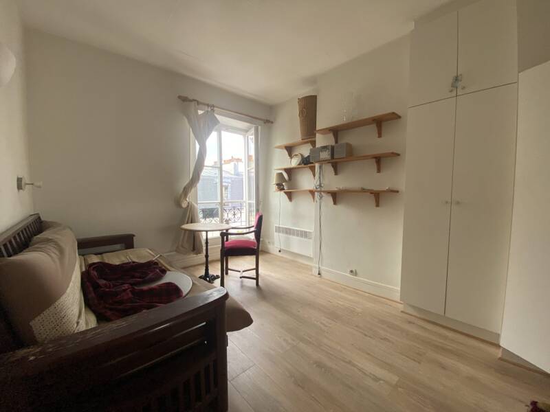 Maison à louer, 18m², PARIS 14E