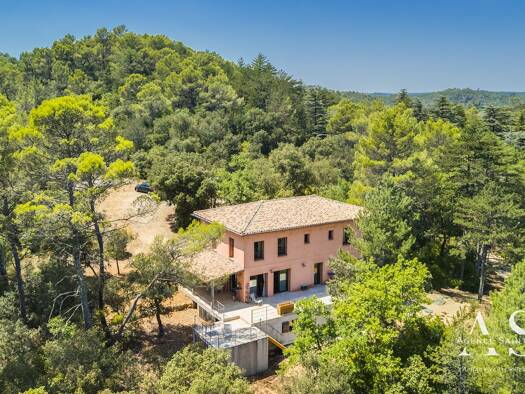 Villa à vendre 1 312 000 € 16 pièces 12 chambres 535 m² 24 000 m² de terrain Bras 83149