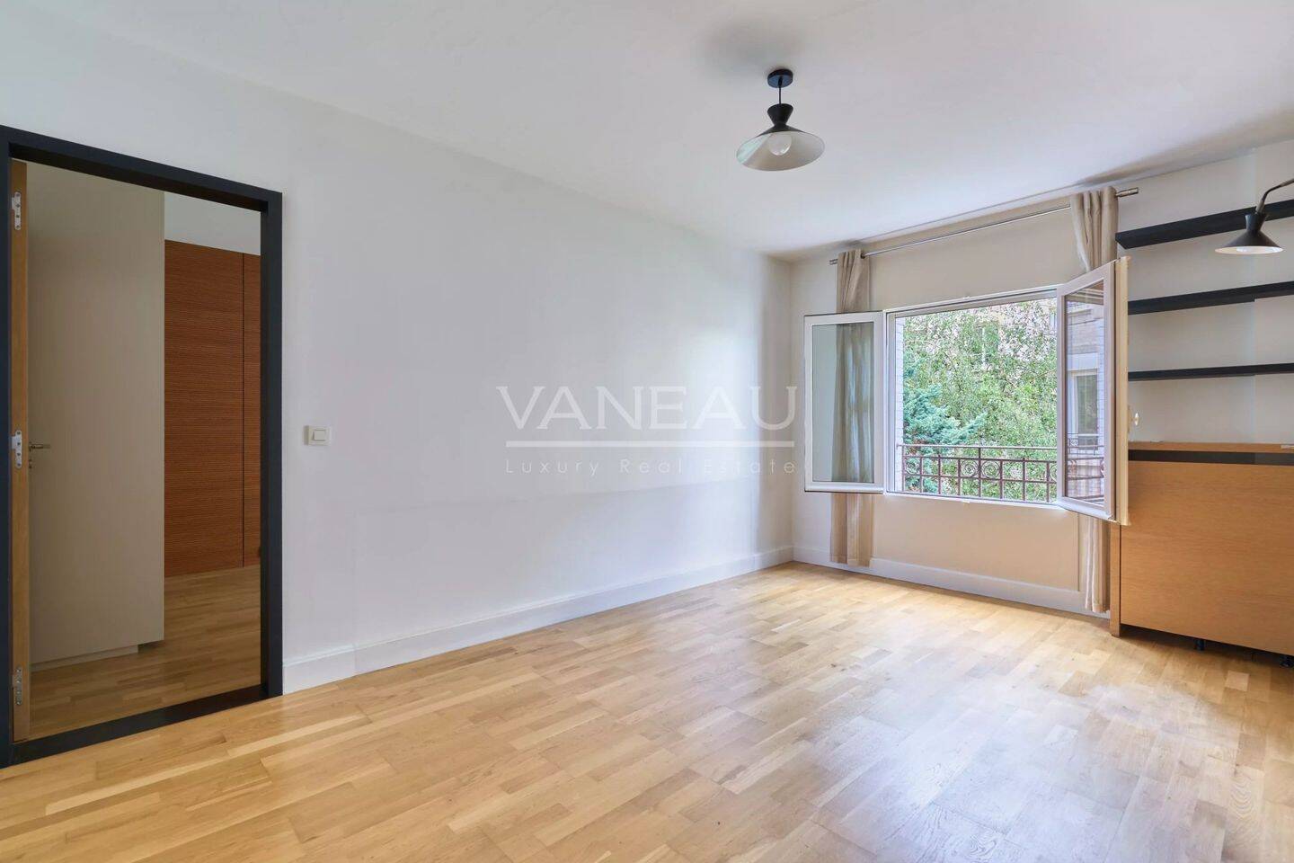 Maison à vendre, 38m², COURBEVOIE