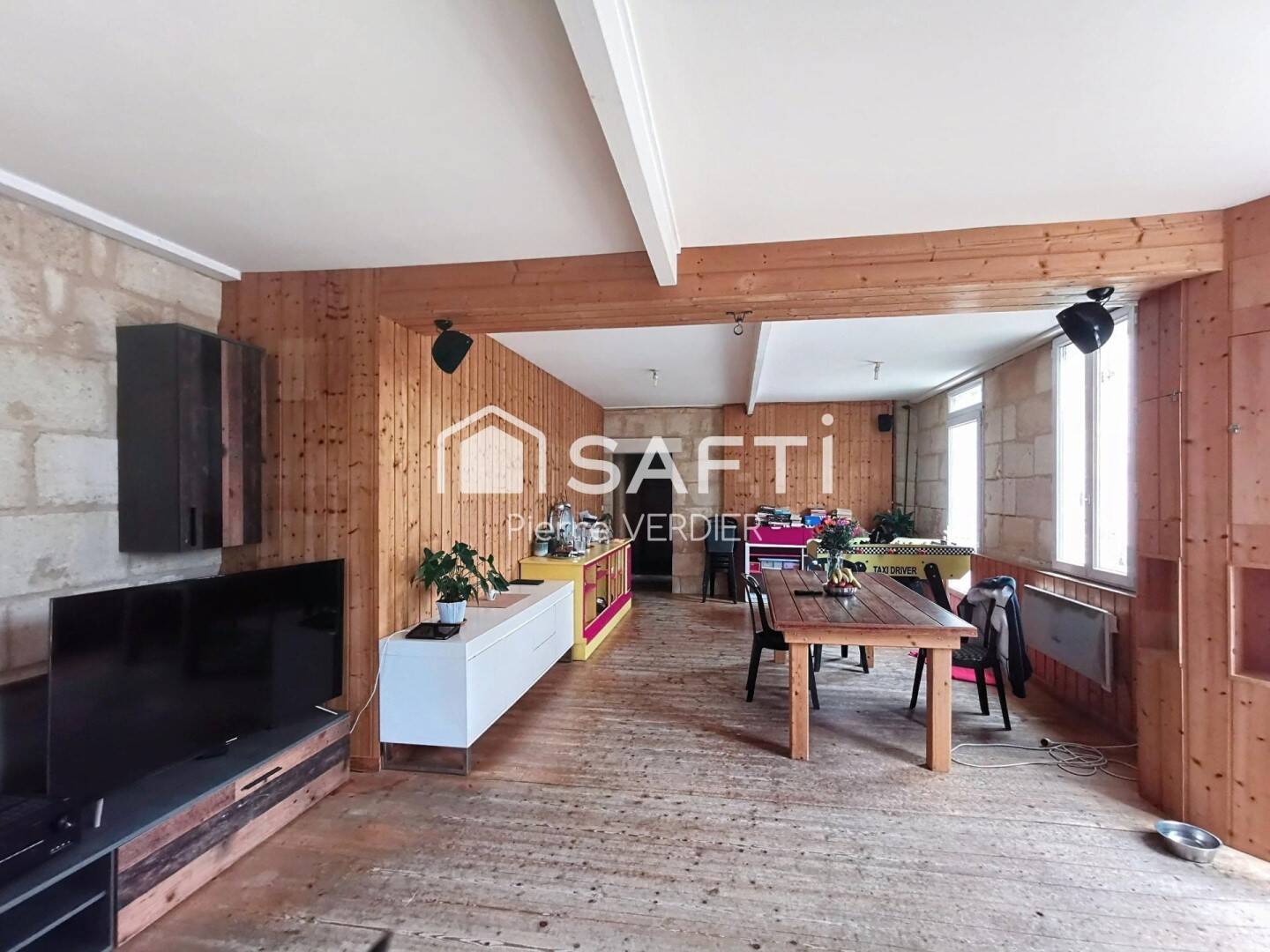 Maison à vendre, 156m², PRIGNAC ET MARCAMPS
