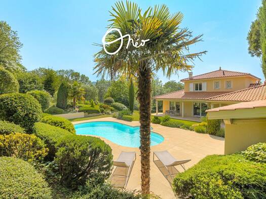 Villa à vendre 895 000 € 6 pièces 4 chambres 185 m² 2 152 m² de terrain Saint-Pierre-de-Chandieu 69780