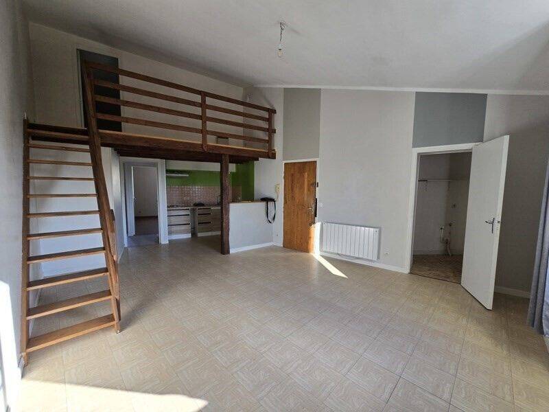 Maison à louer, 66m², JONZAC