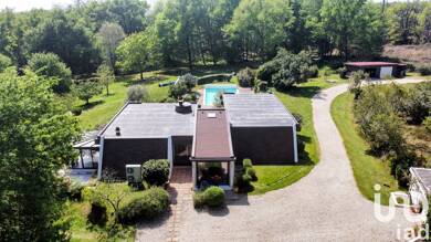 Maison à vendre 494 000 € 6 pièces 4 chambres 185 m² 13 082 m² de terrain Chamadelle 33230