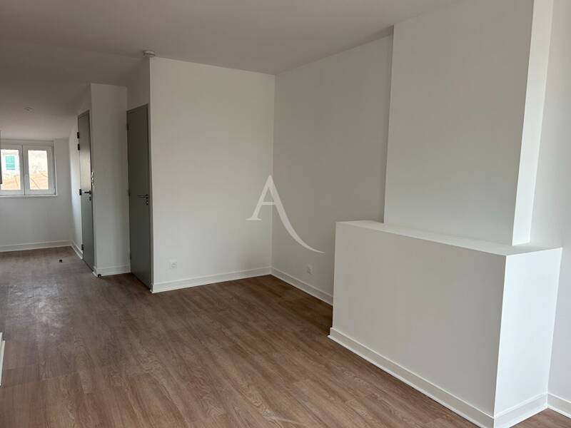 Maison à louer, 40m², ROCHEFORT