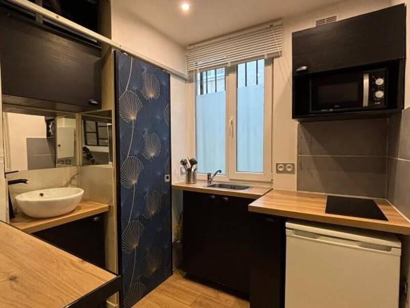 Maison à louer, 13m², PARIS 20E