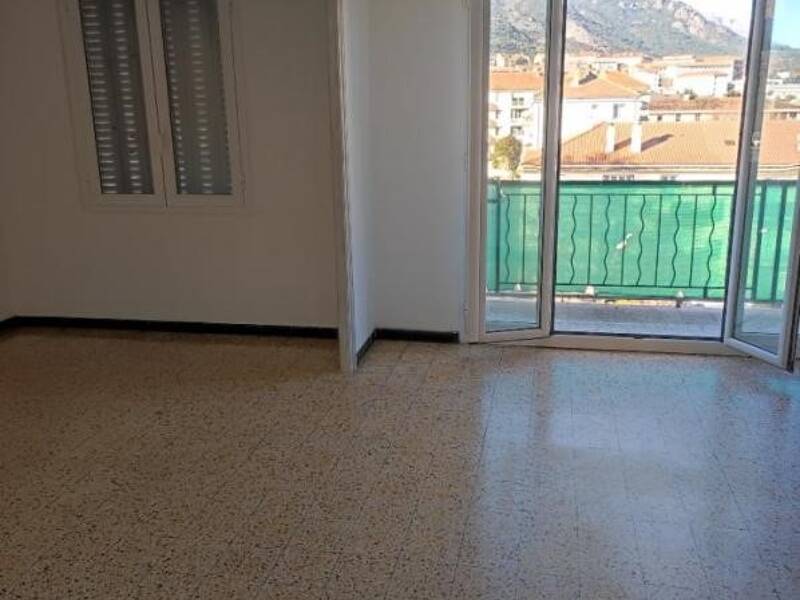 Maison à louer, 80m², CORTE