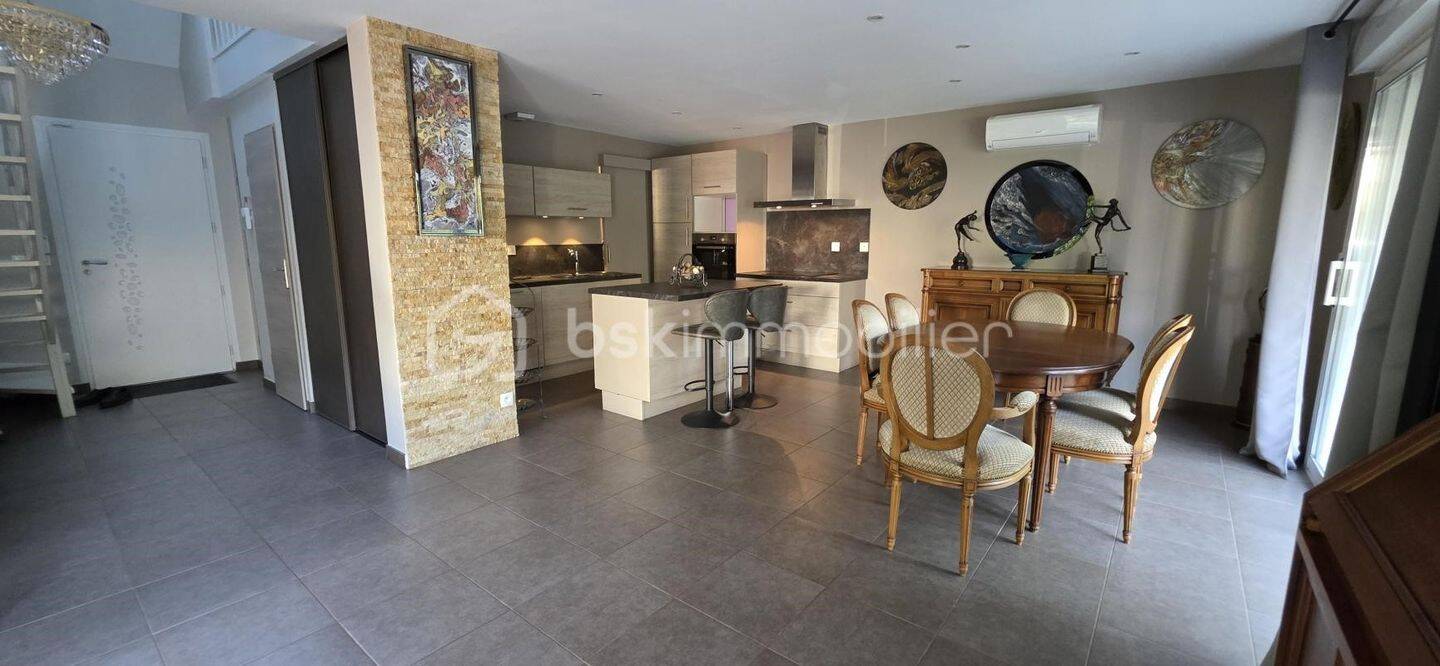 Maison à vendre, 115m², VULAINES SUR SEINE