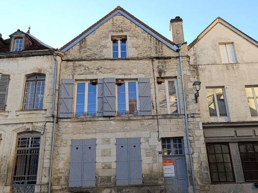 Maison à vendre 170 000 € 9 pièces 5 chambres 160 m² 193 m² de terrain Les Riceys 10340